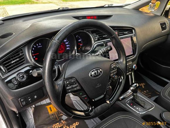 Galeriden Kia Ceed 1.6 CRDi Concept Plus 2015 Model Kocaeli