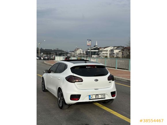 Galeriden Kia Ceed 1.6 CRDi Concept Plus 2015 Model Kocaeli