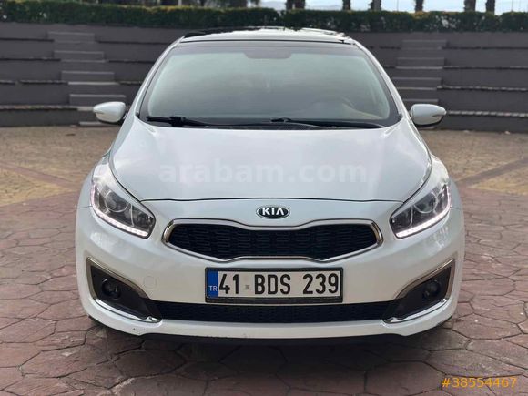 Galeriden Kia Ceed 1.6 CRDi Concept Plus 2015 Model Kocaeli