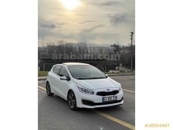Galeriden Kia Ceed 1.6 CRDi Concept Plus 2015 Model Kocaeli