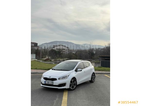 Galeriden Kia Ceed 1.6 CRDi Concept Plus 2015 Model Kocaeli