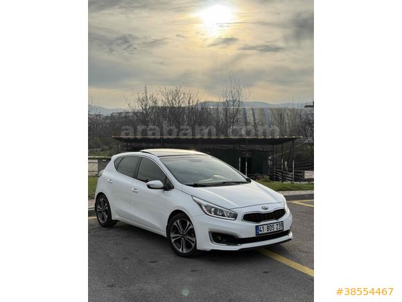 Galeriden Kia Ceed 1.6 CRDi Concept Plus 2015 Model Kocaeli