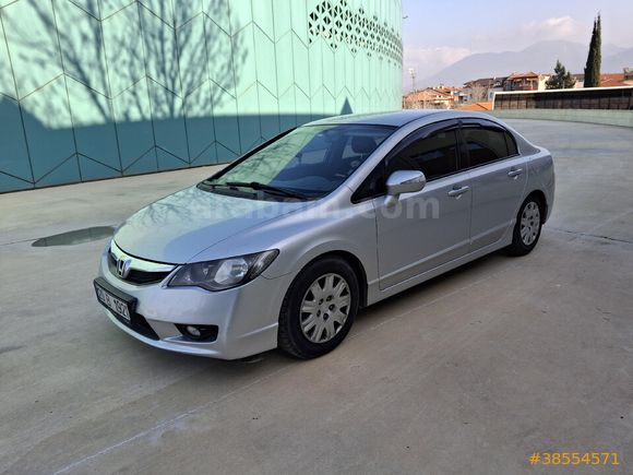 Sahibinden Honda Civic 1.6i VTEC Dream 2010 Model