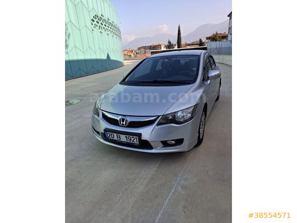 Sahibinden Honda Civic 1.6i VTEC Dream 2010 Model