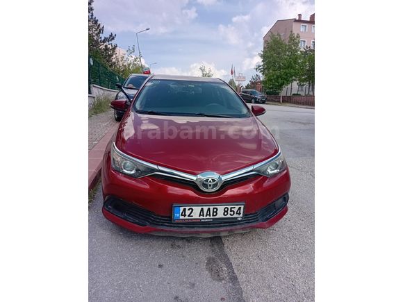 hasarsız boyasız değişensiz  Toyota Auris 1.33 Life 2017 Model