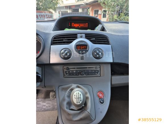 Sahibinden Renault Kangoo 1.5 dCi Expression 2011 Model
