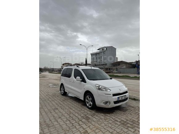 Sahibinden Peugeot Partner 1.6 HDI Active 2014 Model  220.000 km Beyaz