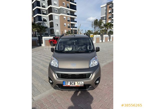 Sahibinden Fiat Fiorino Combi 1.3 Multijet Premio 2022 Model 