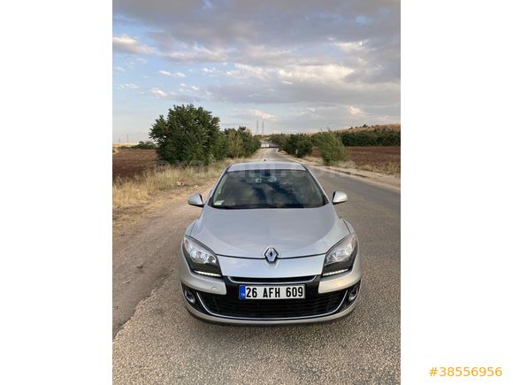 Sahibinden Renault Megane 1.5 dCi Icon 2012 Model Eskişehir 78.500 km Gri (Gümüş)