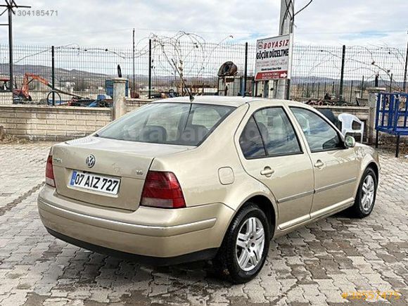 2004 MODEL BORA PASİFİC YANIKSIZ (Kredi Kartı Geçerli)