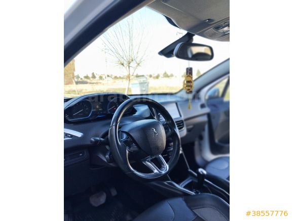 Sahibinden Peugeot 2008 1.2 e-VTi Allure 2014 Model