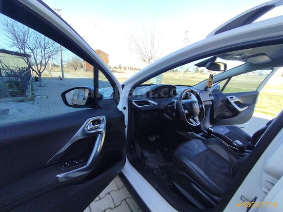 Sahibinden Peugeot 2008 1.2 e-VTi Allure 2014 Model