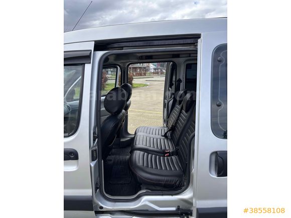 Sahibinden Renault Kangoo Multix 1.5 dCi Authentique 2011 Model 