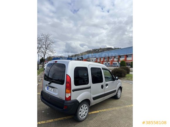 Sahibinden Renault Kangoo Multix 1.5 dCi Authentique 2011 Model 