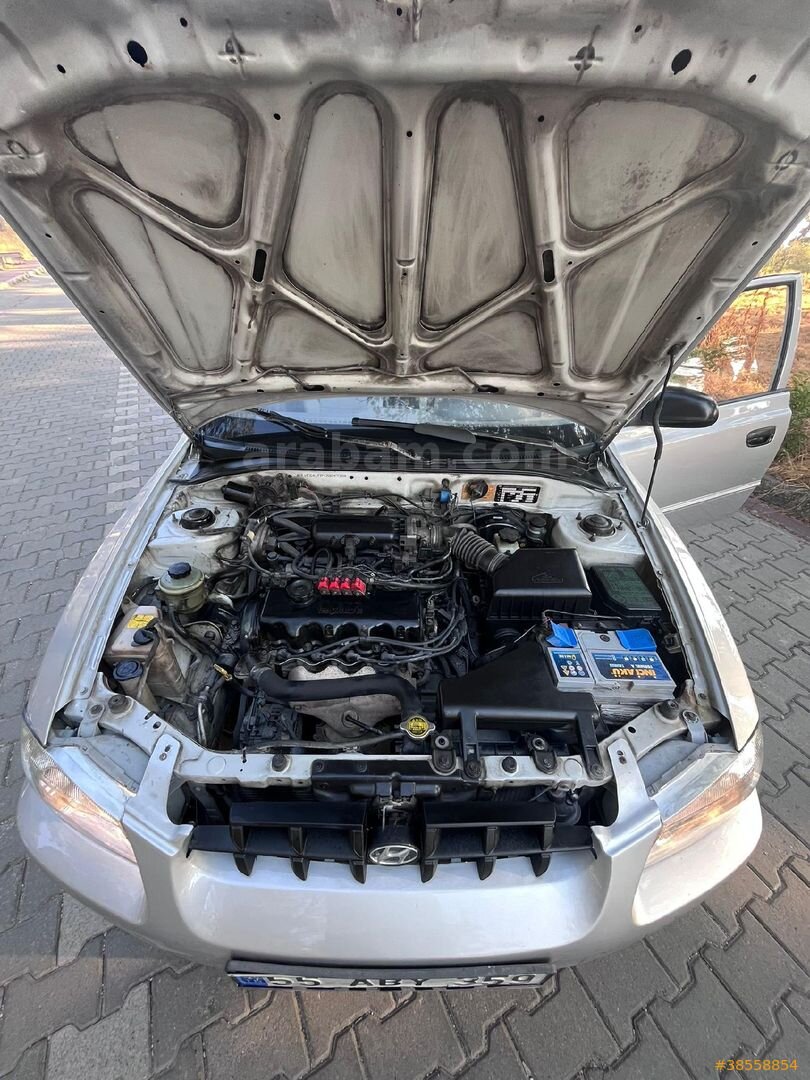 Sahibinden Hyundai Accent 1.3 1.3i L 2000 Model Amasya 370.000 km Gri (Gümüş) 6