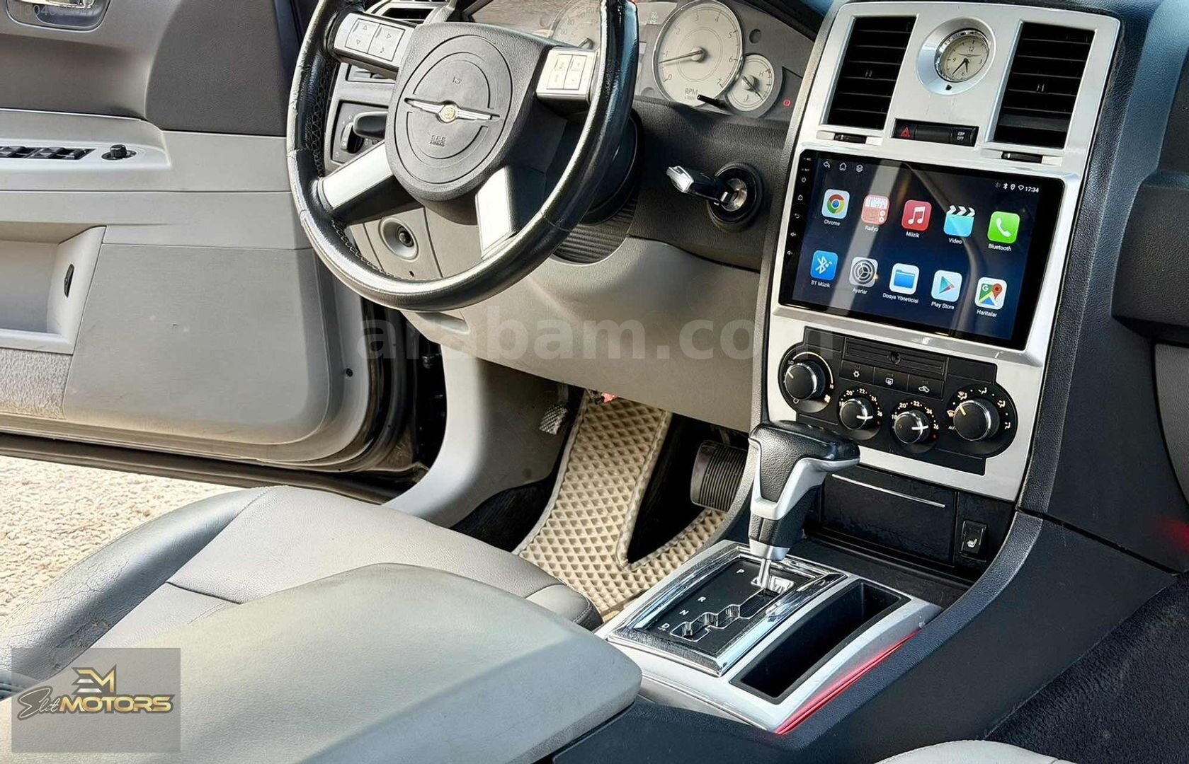 Galeriden Chrysler 300 C 3.0 CRD 2006 Model Afyonkarahisar 342.000 km Siyah 6