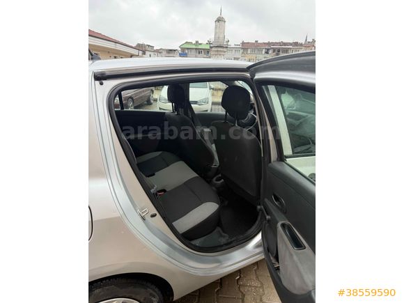 Sahibinden Renault Clio 1.5 dCi Authentique 2011 Model 