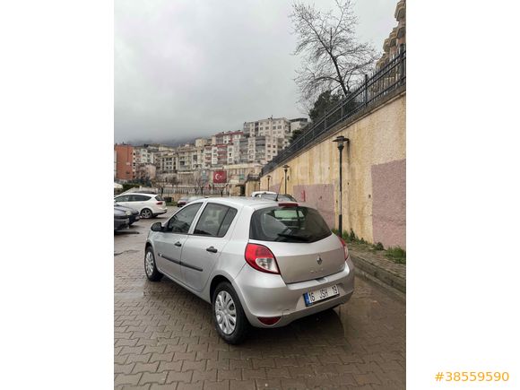 Sahibinden Renault Clio 1.5 dCi Authentique 2011 Model 