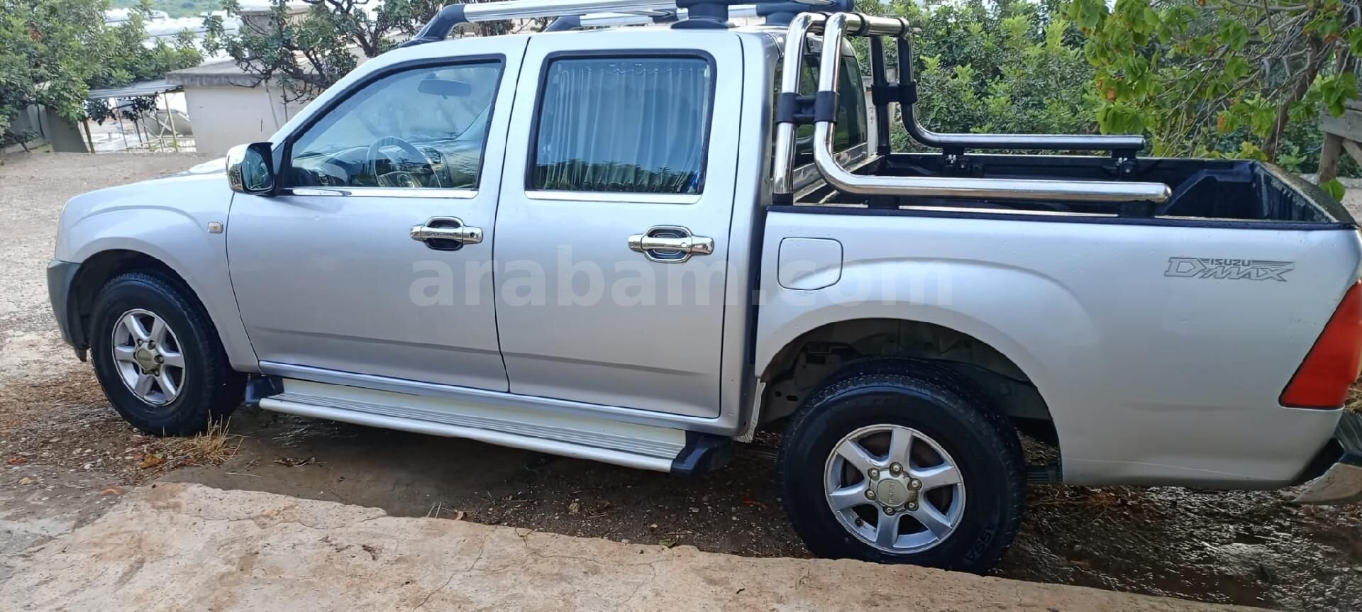 ISUZU D-MAX 2.5 4x2 2011 MODEL FULL BAKIMLI TEMİZ 2