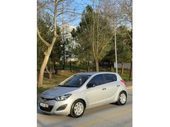 Sahibinden Hyundai i20 1.2 D-CVVT Jump 2012 Model  166.000 km Gri (Gümüş)