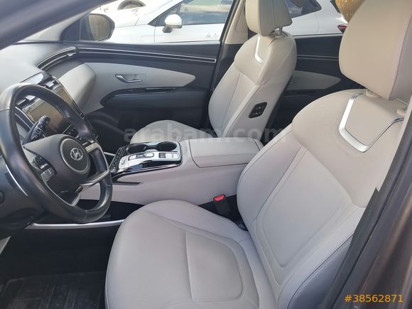 2023 TUCSON ELITE PLUS 44.000 KM HATASIZ BOYASIZ ACİL TEMİZ SAHİBİNDEN