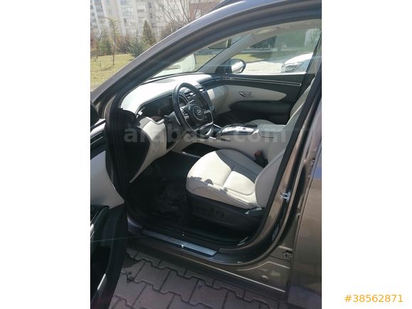 2023 TUCSON ELITE PLUS 44.000 KM HATASIZ BOYASIZ ACİL TEMİZ SAHİBİNDEN