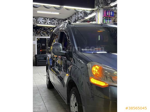 Sahibinden Citroen Berlingo 1.6 HDi Combi Silverline 2011 Model 