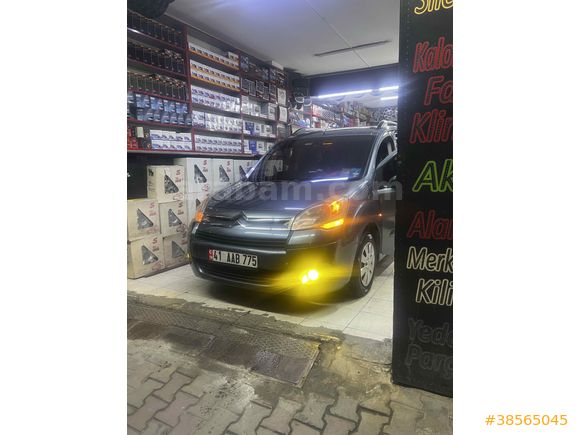 Sahibinden Citroen Berlingo 1.6 HDi Combi Silverline 2011 Model 