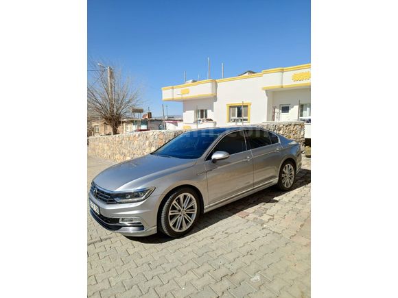 Sahibinden Volkswagen Passat 1.6 TDi BlueMotion R Line 2018 Model tramersiz hatasız
