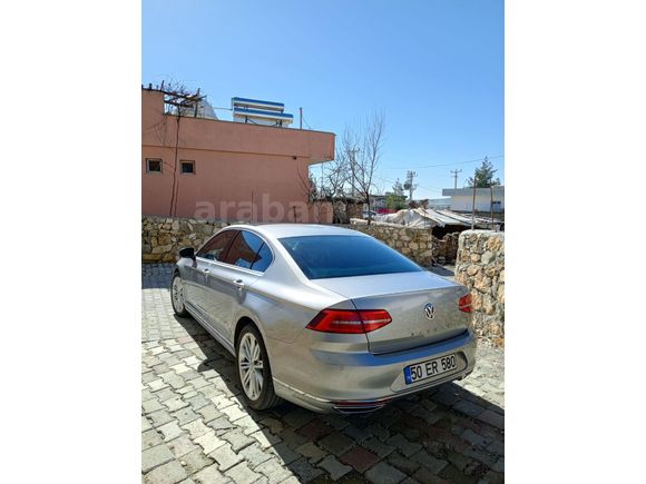Sahibinden Volkswagen Passat 1.6 TDi BlueMotion R Line 2018 Model tramersiz hatasız