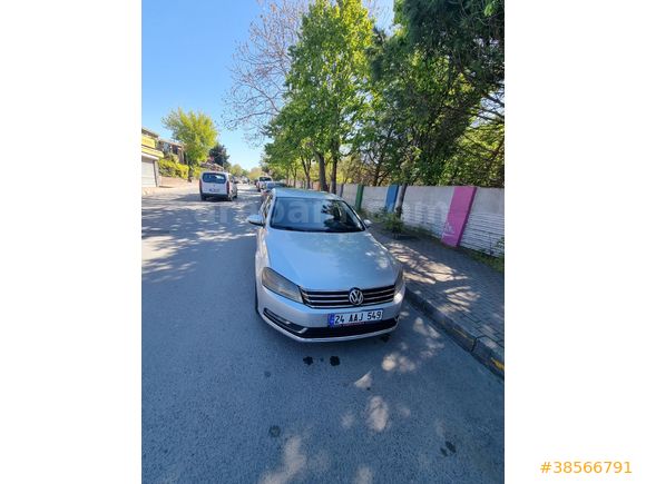 Sahibinden Volkswagen Passat 1.6 TDi BlueMotion Comfortline 2013 Model  279000 km Gri (Gümüş)