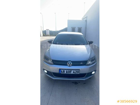 Sahibinden Volkswagen Jetta 1.6 TDi Comfortline 2014 Model 
