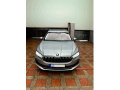 L&K İMZALI SERİ SIFIR GİBİ Sahibinden Skoda SuperB 1.5 TSI  SKODA SUPERB LAURİN&KLEMENT CRYSTAL 
HATASIZ İMZALI SERİ 2025 4. Ay çıkışlı 2025 Model 