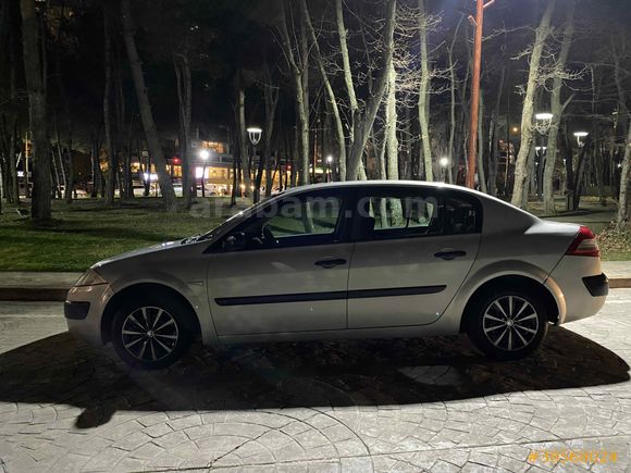 Sahibinden Renault Megane 1.4 Authentique 2004 Model 