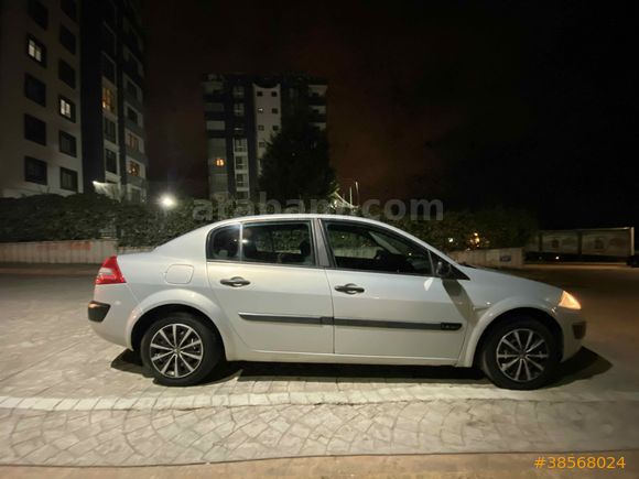 Sahibinden Renault Megane 1.4 Authentique 2004 Model 