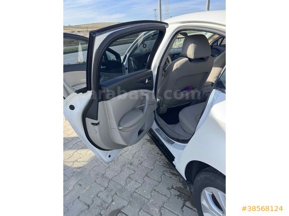 Sahibinden Citroen C5 1.6 e-HDi Dynamique 2011 Model  236000 km sedefli beyaz renk muayene sıfır 