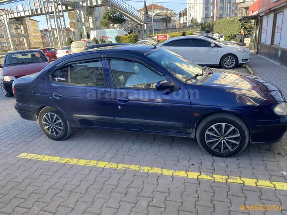 Sahibinden Renault Megane 1.6 Expression 2002 Model 
