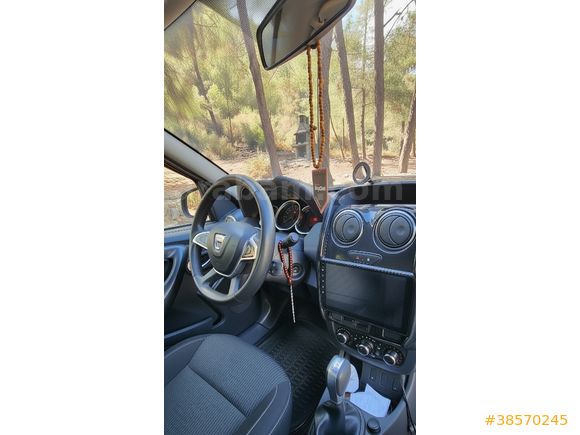 Öğretmenden Dacia Duster 1.5 dCi Laureate 2017 Model