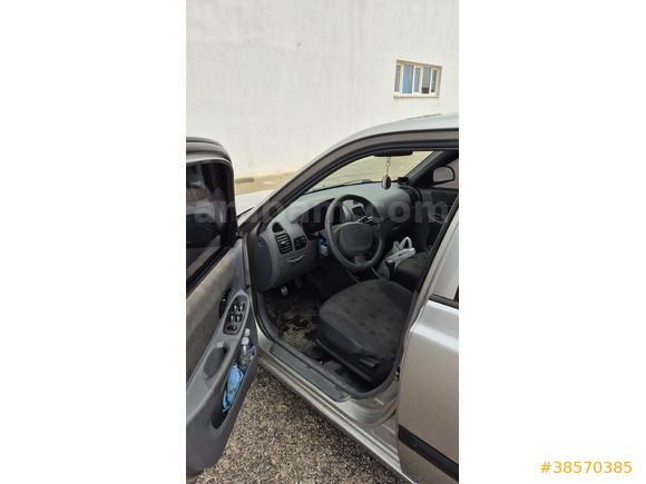 Sahibinden Hyundai Accent 1.3 Admire 2004 Model
