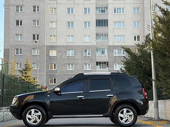 DUSTER 1.5 DCI 4X2 LAUREATE DEĞİŞENSİZ TEMİZ EMSALSİZ