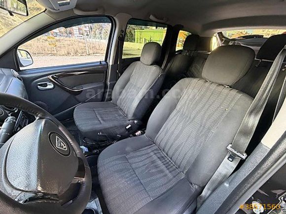 DUSTER 1.5 DCI 4X2 LAUREATE DEĞİŞENSİZ TEMİZ EMSALSİZ