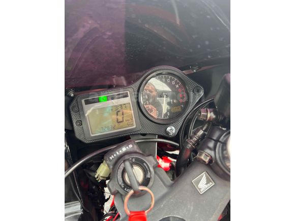 ustasından 1000 cc racing takaslı  Honda CBR 600 F 