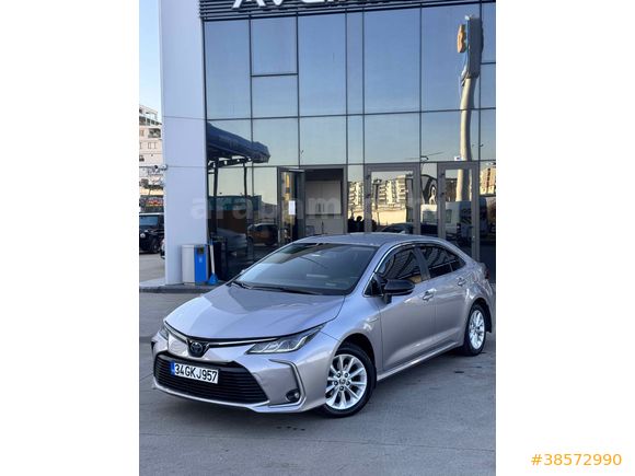 Sahibinden Toyota Corolla 1.8 Hybrid Dream 2020 Model 