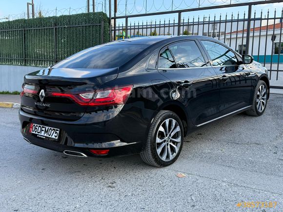 Sahibinden Renault Megane 1.5 Blue DCI Icon 2022 Model