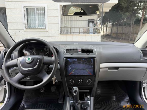 Sahibinden Türkiyede tek 41 bin km Octavia 1.6 TDI 