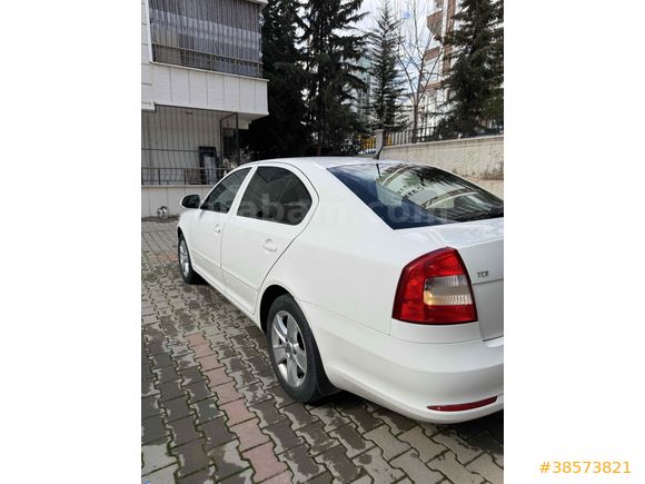 Sahibinden Türkiyede tek 41 bin km Octavia 1.6 TDI 