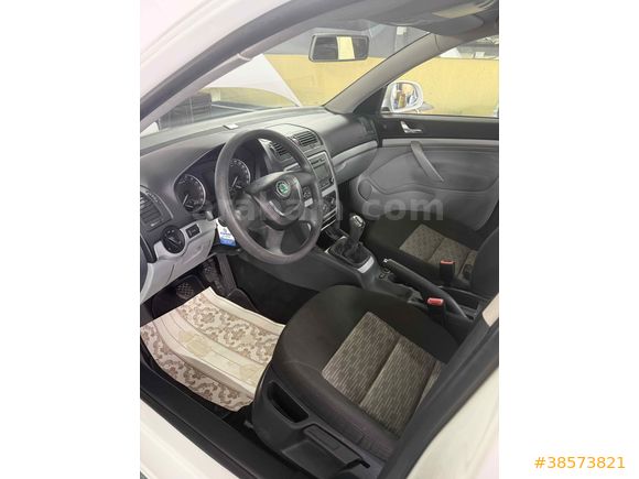 Sahibinden Türkiyede tek 41 bin km Octavia 1.6 TDI 