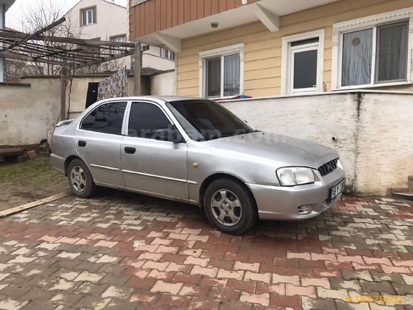 Sahibinden Hyundai Accent 1.3 LS 2001 Model
