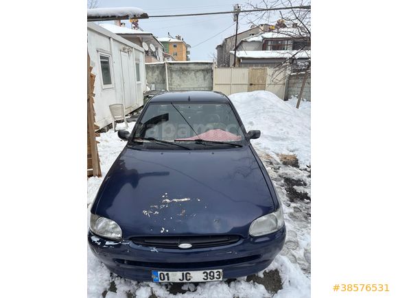Sahibinden Ford Escort 1.6 CLX 1996 Model  90.000 km Lacivert
