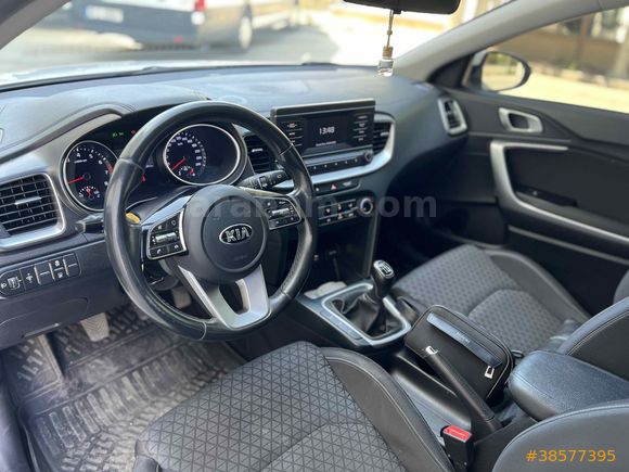 Sahibinden Kia Ceed 1.4 Cool 2020 TİCARİ TAKASA AÇIK 